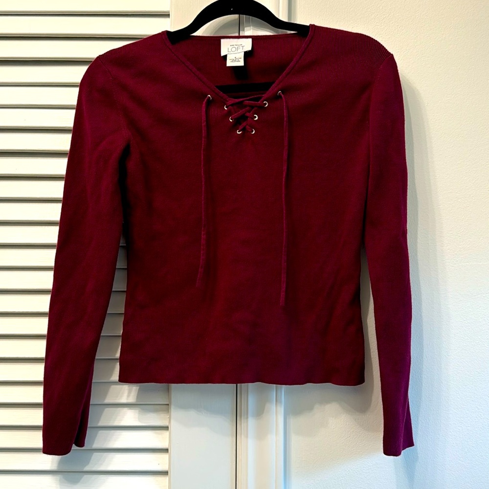 Ann Taylor LOFT Red Sweater SZ Small 100% Cotton with V-Neck w/ Tie Detail